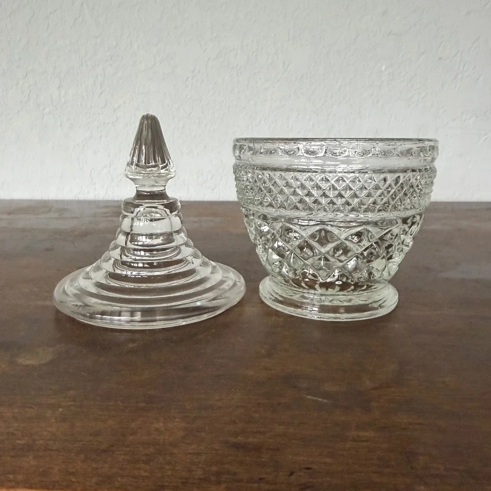 VTG Pressed Glass Covered Candy Dish Diamond Pattern‎ Pedestal Jar Cottagecore